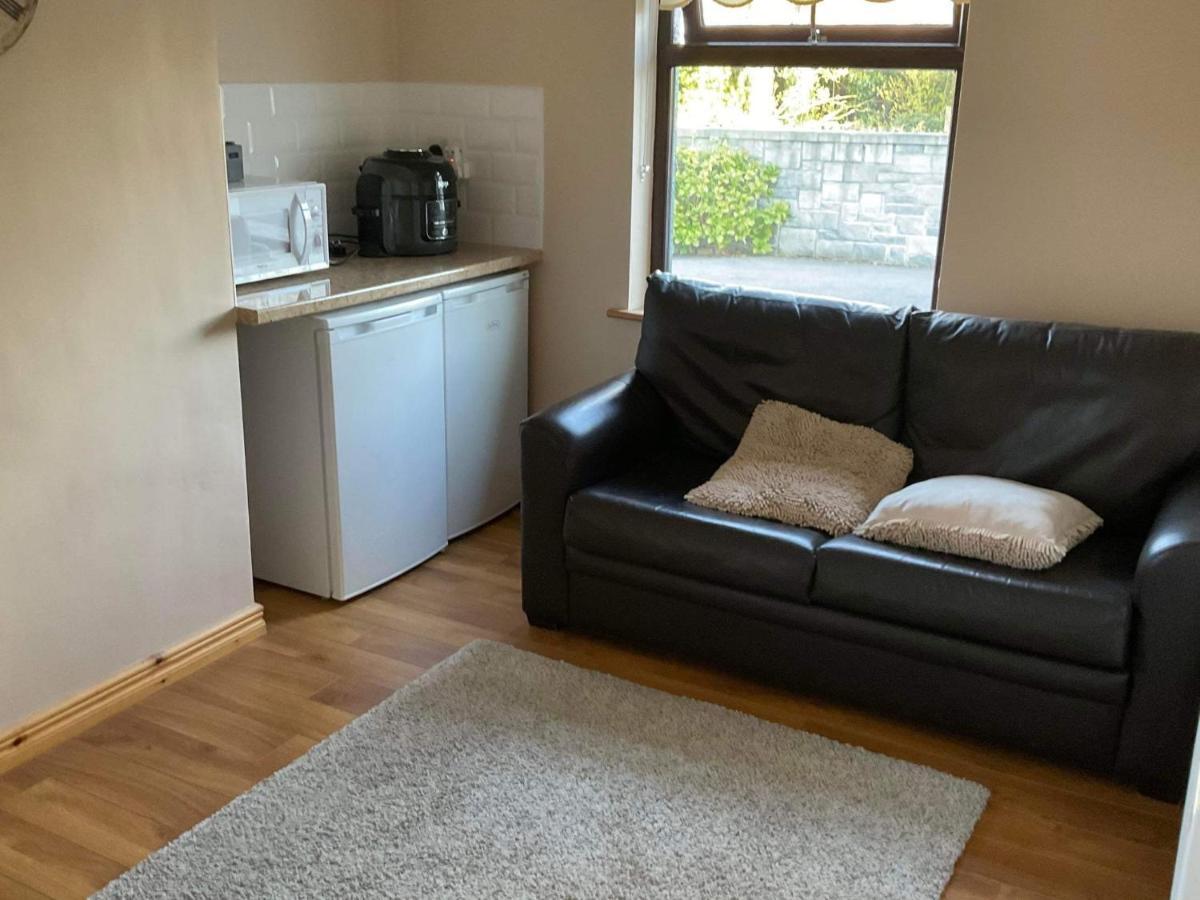 Yenooc House Apartment Голуей Екстериор снимка