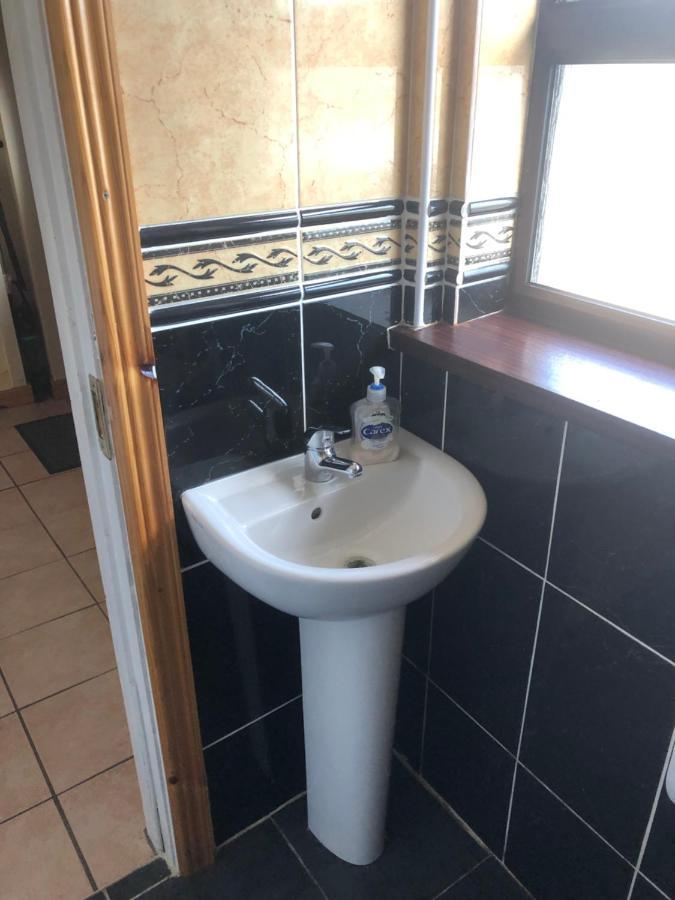 Yenooc House Apartment Голуей Екстериор снимка